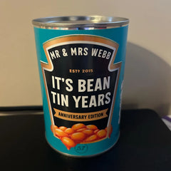 Make your Heinz Baked Beans tin uniquely yours! Add a name, occasion, or special message to create a fun and memorable keepsake. Perfect for weddings, birthdays, and gatherings — a quirky personalised touch that always gets people smiling. Each label is produced on premium, glossy, self-adhesive photographic material, tailored to fit a 415g Heinz Baked Beans can.